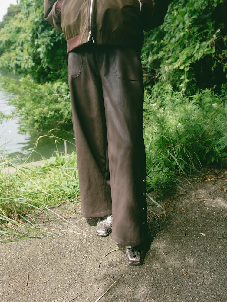 モデル身長：167cm / カラー：Brown