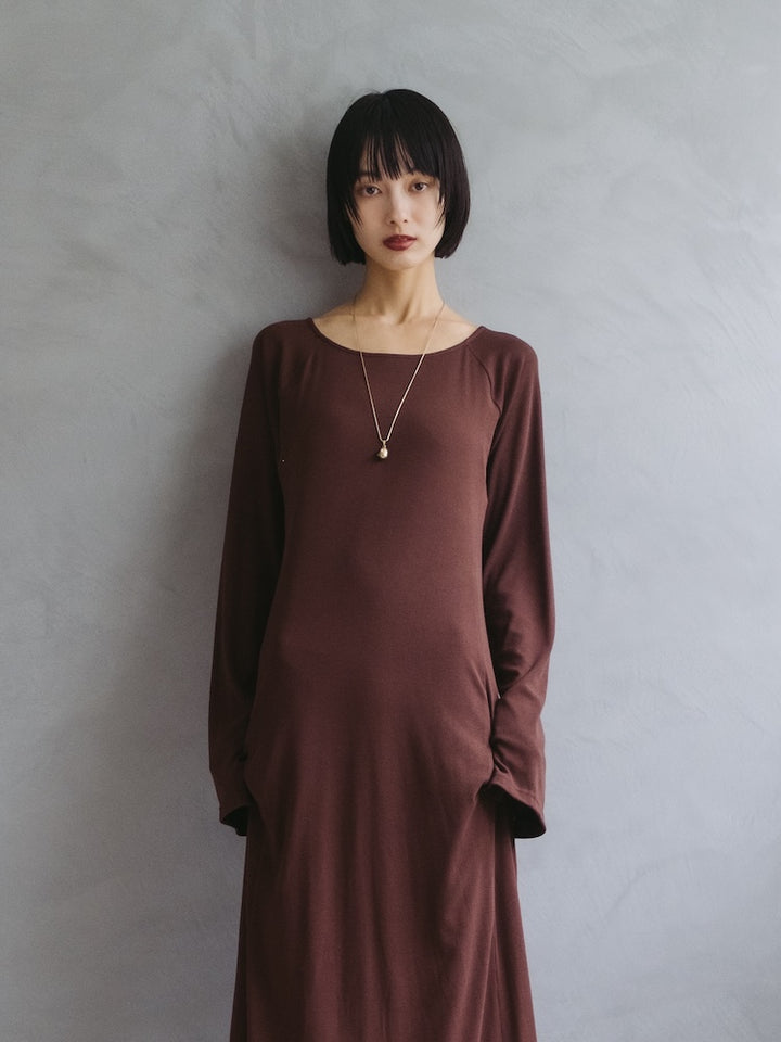 モデル身長：166cm / カラー：Brown