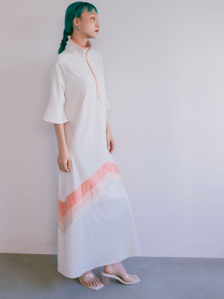 Chevron Half-Zip Dress｜V字型ハーフジップワンピース – MARTE