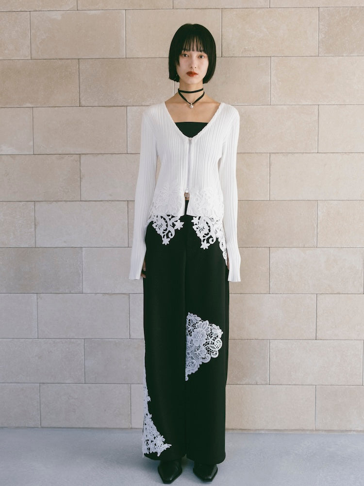 モデル身長：166cm / カラー：White