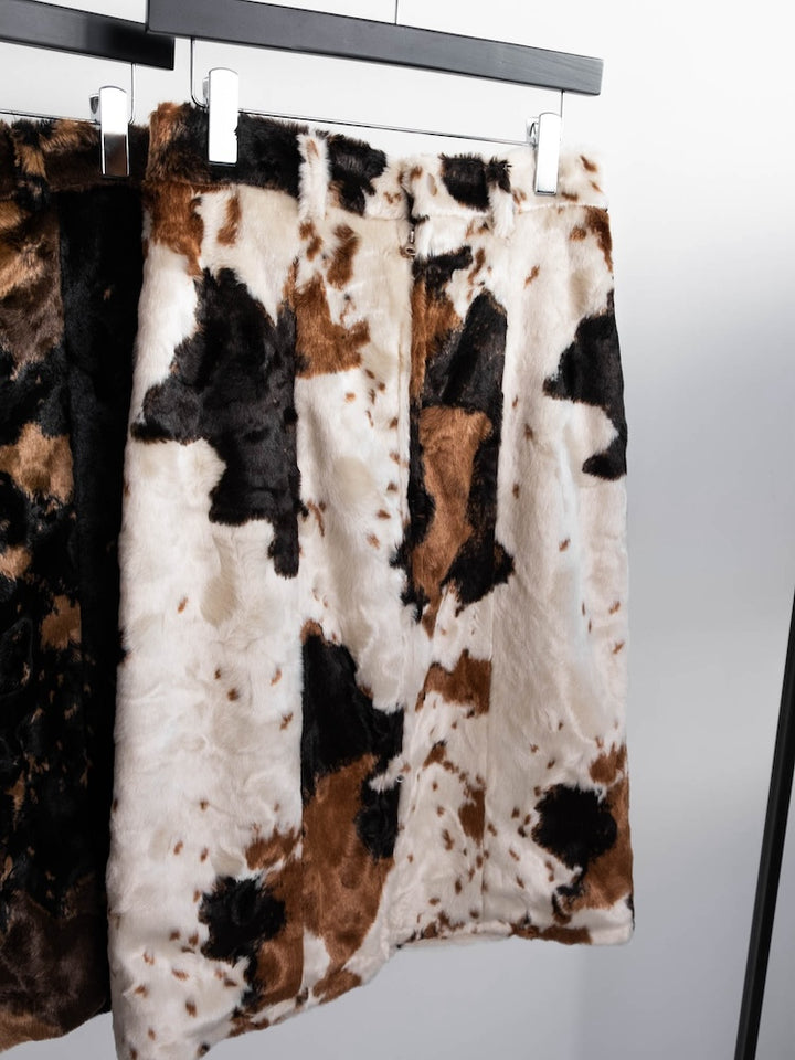 【6月12日(金) 12:00予約販売開始】Faux Cowhide Skirt