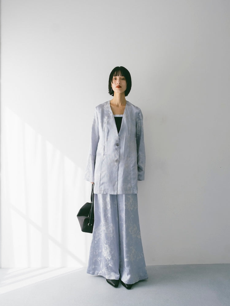 モデル身長：166cm / カラー：LightBlue