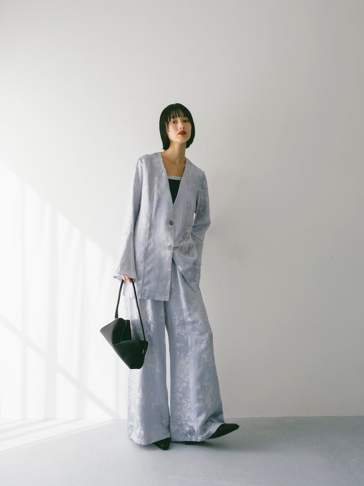 モデル身長：166cm / カラー：LightBlue