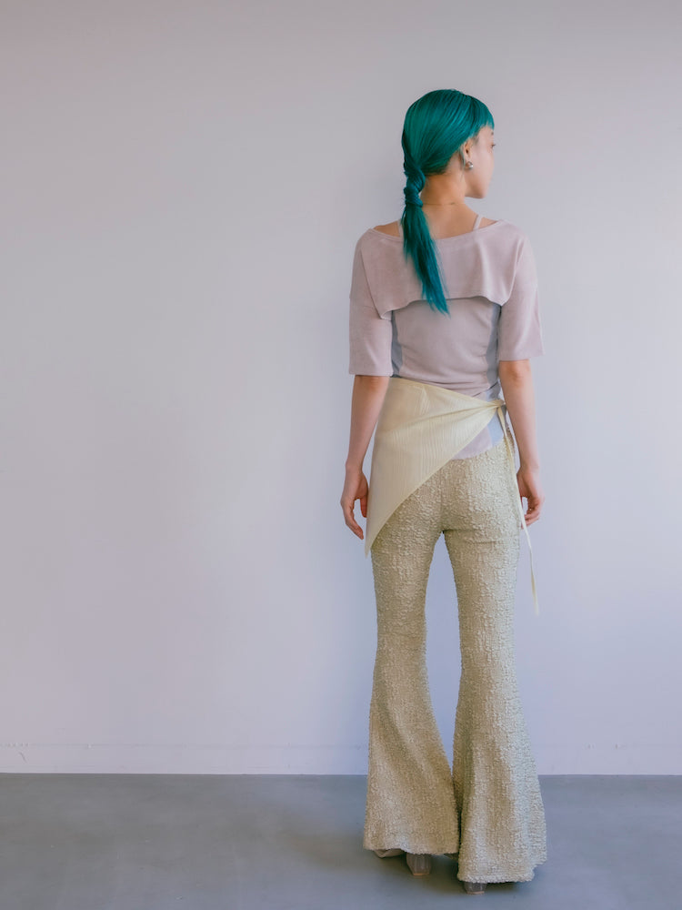 モデル身長：167cm / カラー：Greige