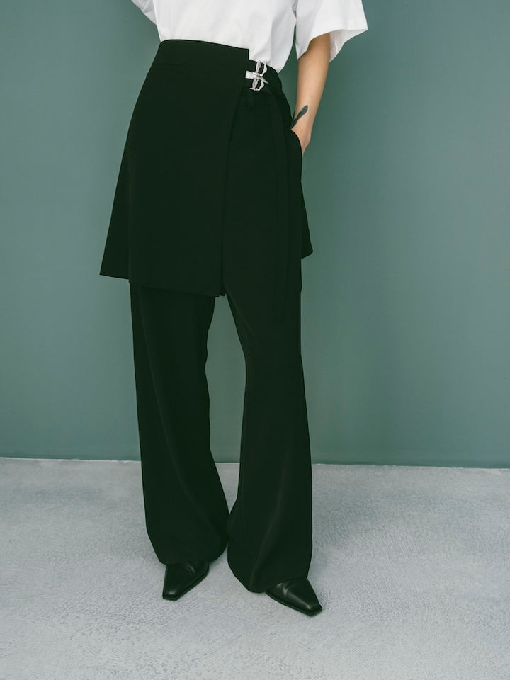  モデル身長：166cm / カラー：Black