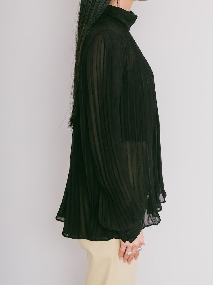 Pleats Classical Shirt