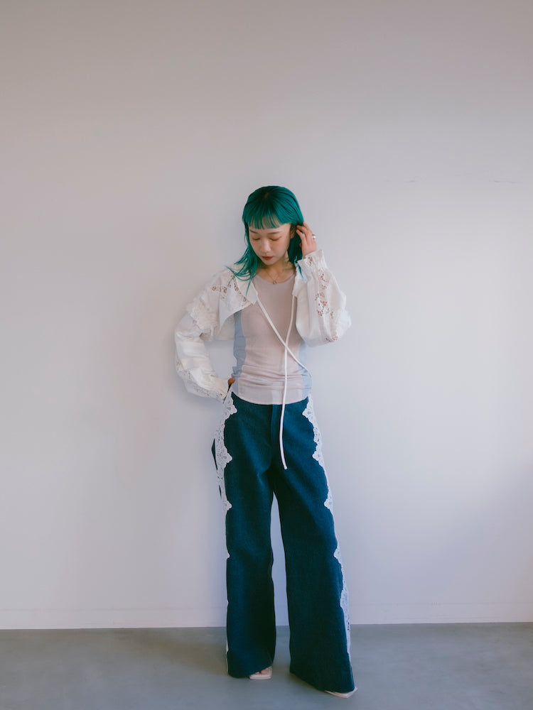 モデル身長：167cm / カラー：White