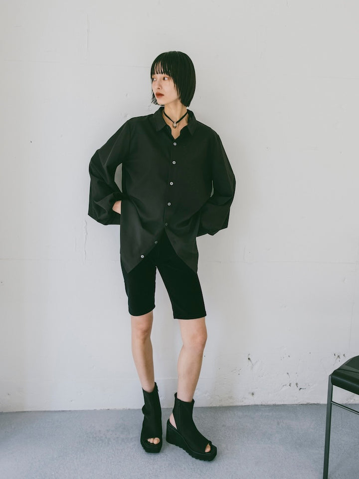 モデル身長：166cm / カラー：Black