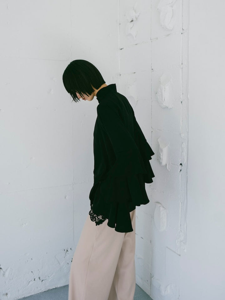 モデル身長：166cm / カラー：Black