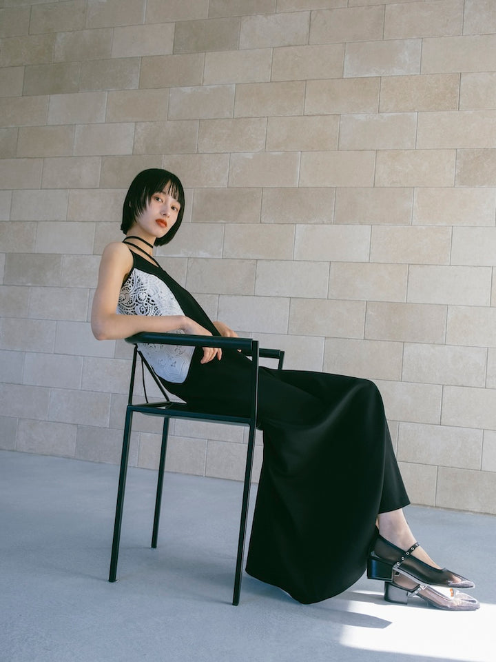 カラー：Black / サイズ：S, M, L