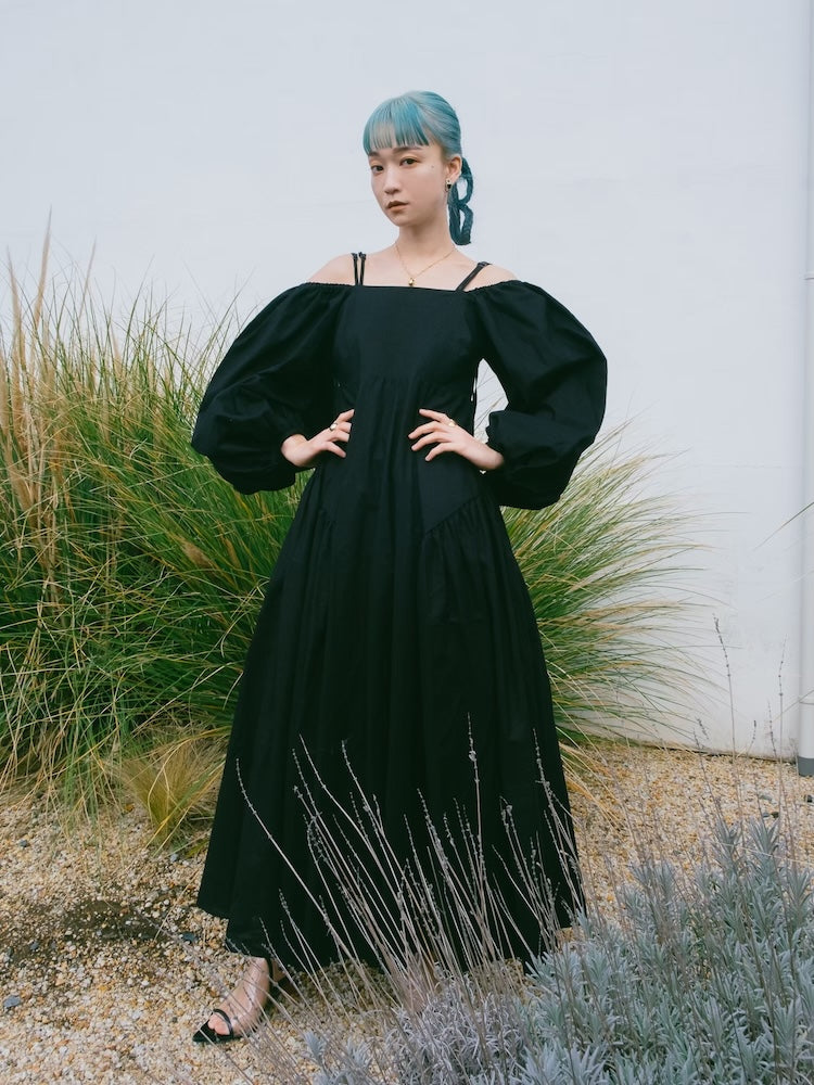 Off Shoulder Volume Dress｜オフショルダードレス – MARTE
