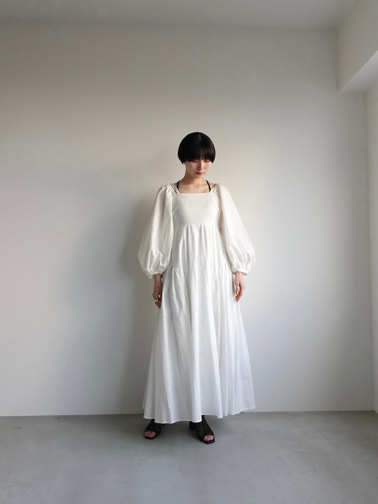 モデル身長：162cm / カラー：White