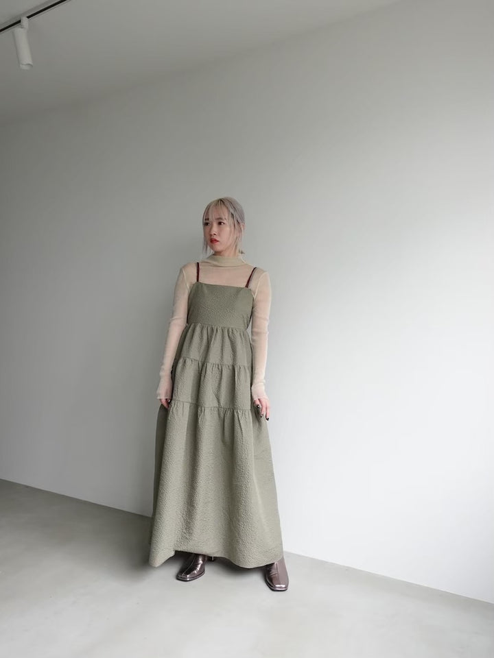 モデル身長：157cm / カラー：Khaki