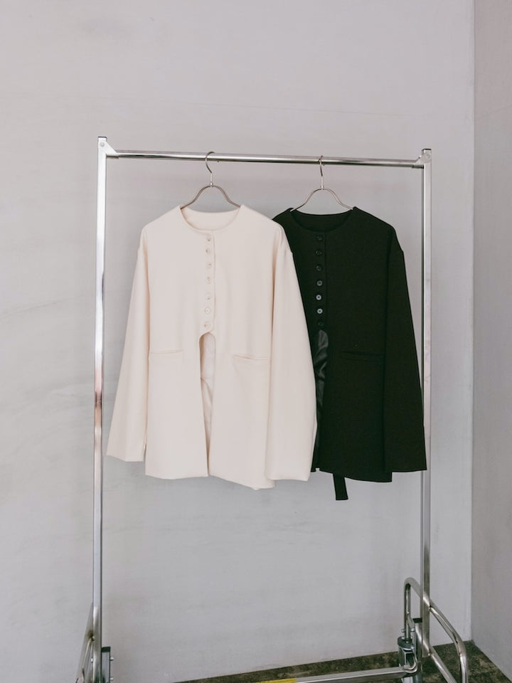 Quiet Collarless  Choker Jacket
