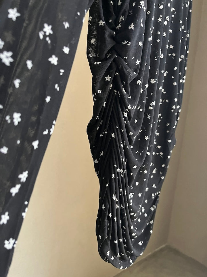 Side Gather Stretch Sheer Top