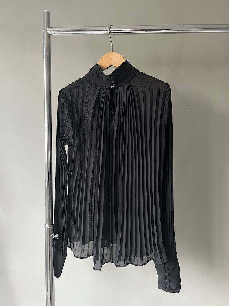 Pleats Classical Shirt