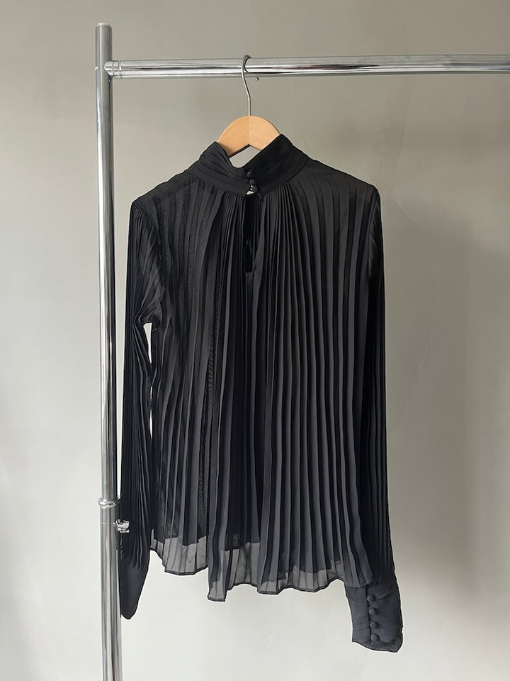Pleats Classical Shirt