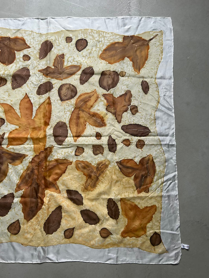 Vintage Scarf / Fall Leaves