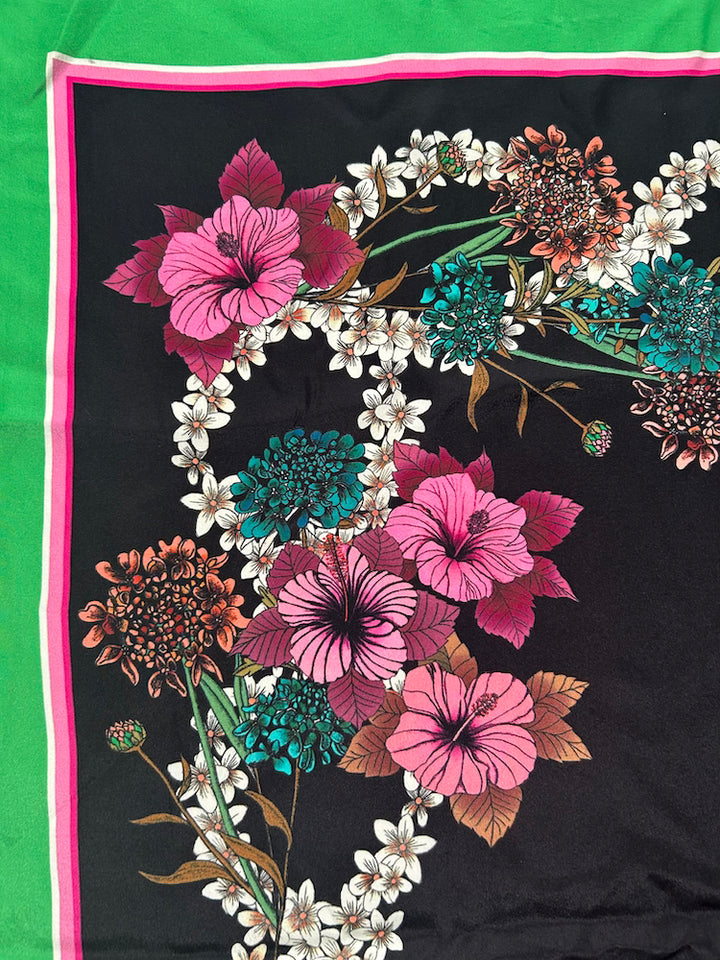 Vintage Scarf / Green Line