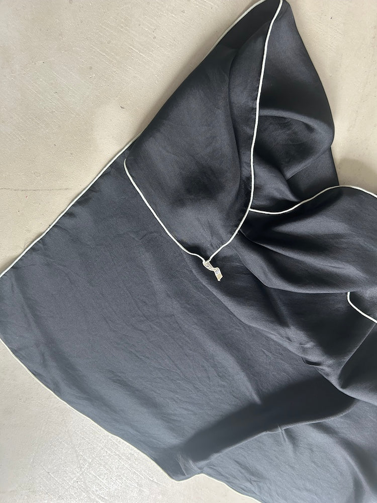 Vintage Scarf / White Line