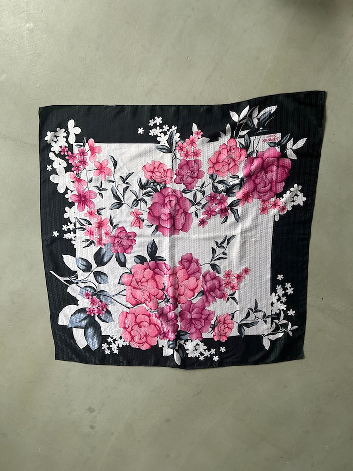 Vintage Scarf / Black Pink