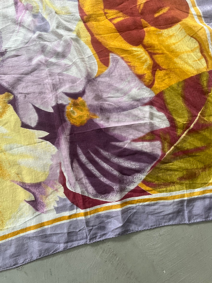 Vintage Scarf / Flower
