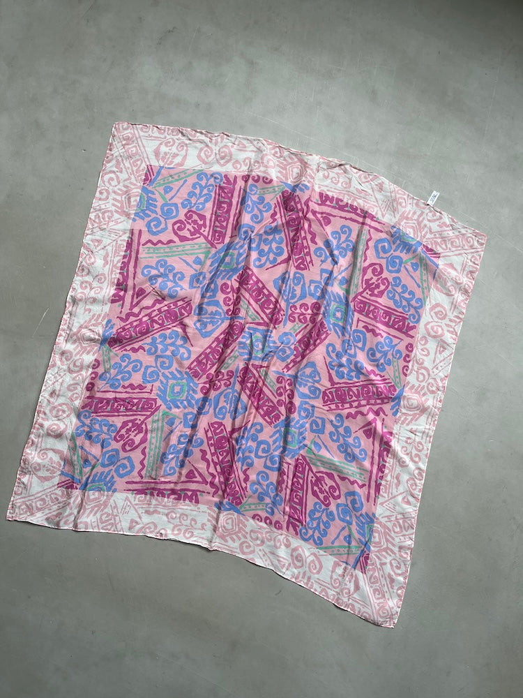Vintage Scarf / Complex Art