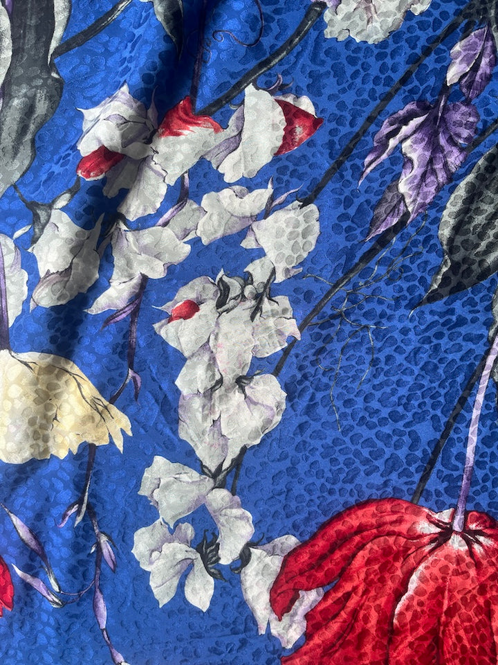 Vintage Scarf / Single Flowers