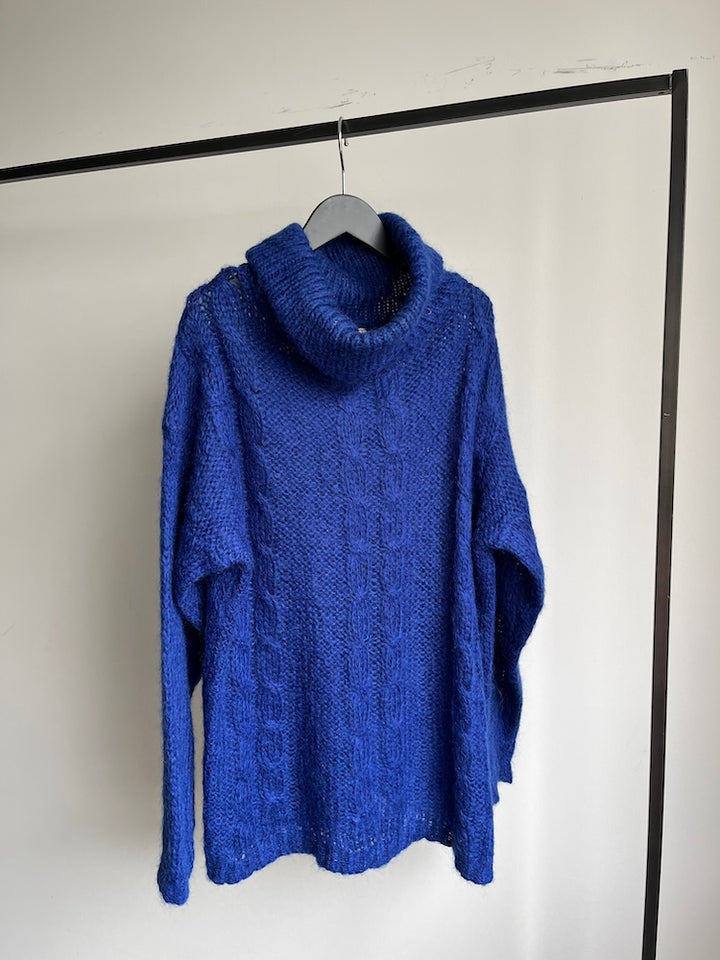 80s Royal Blue Over Knit