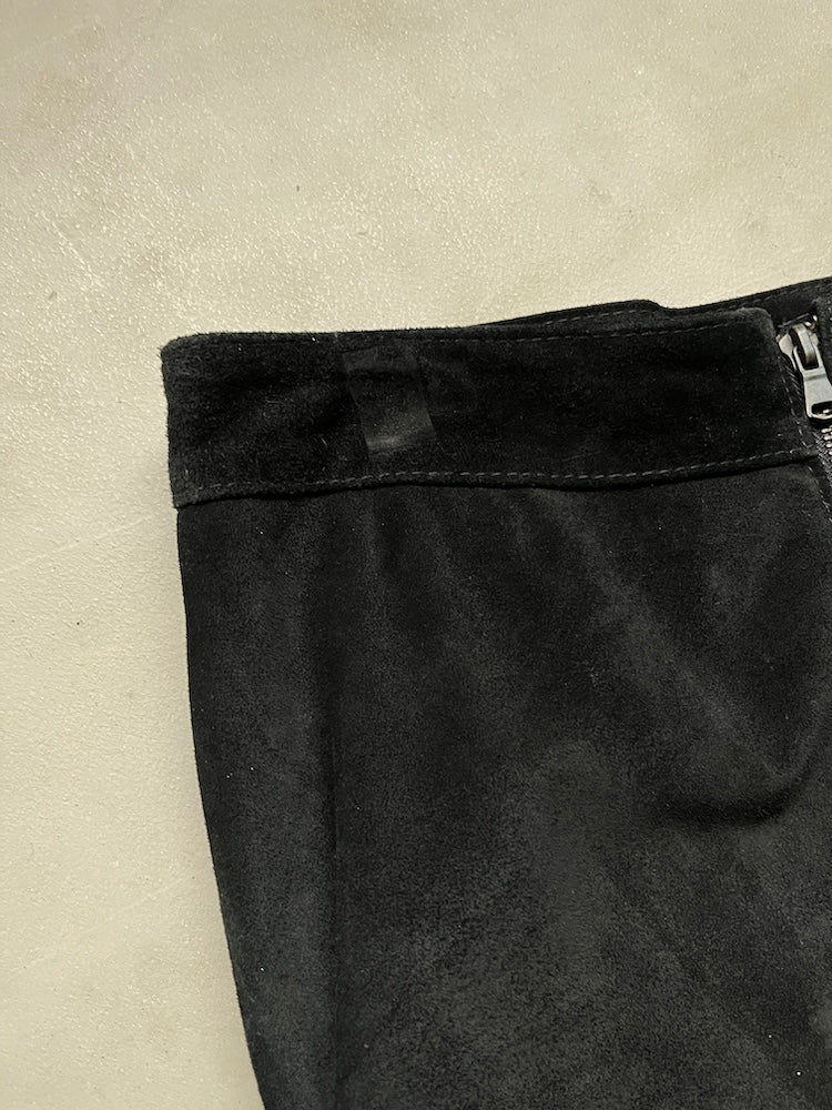 Side Belt Suede Skirt