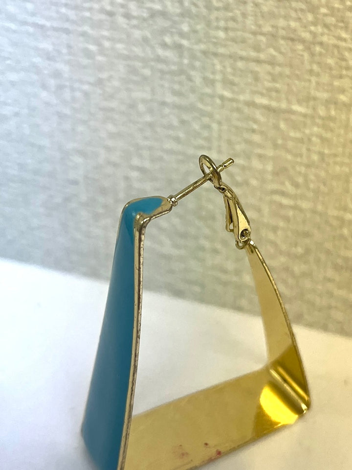 Turquoise Triangle Pierce