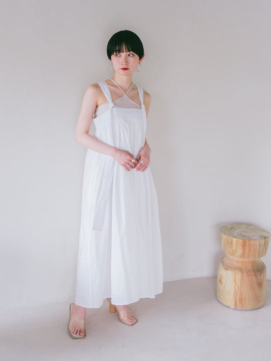 モデル身長：162cm / カラー：White