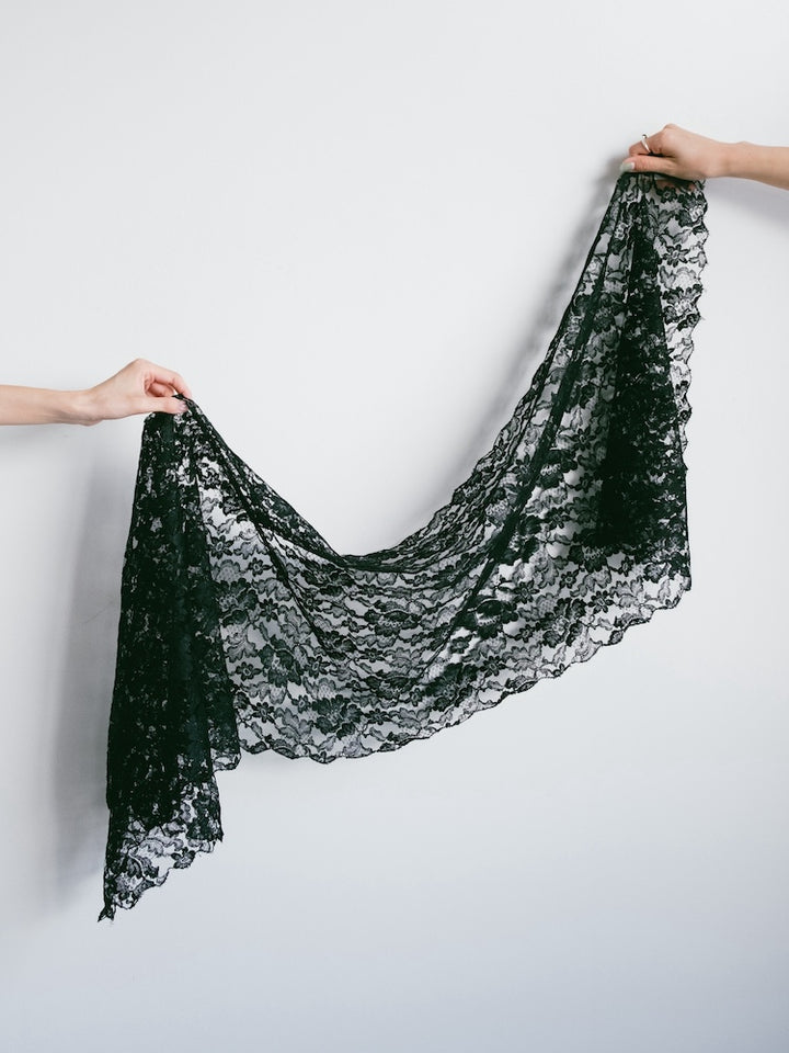 Vintage Scarf / Black Lace