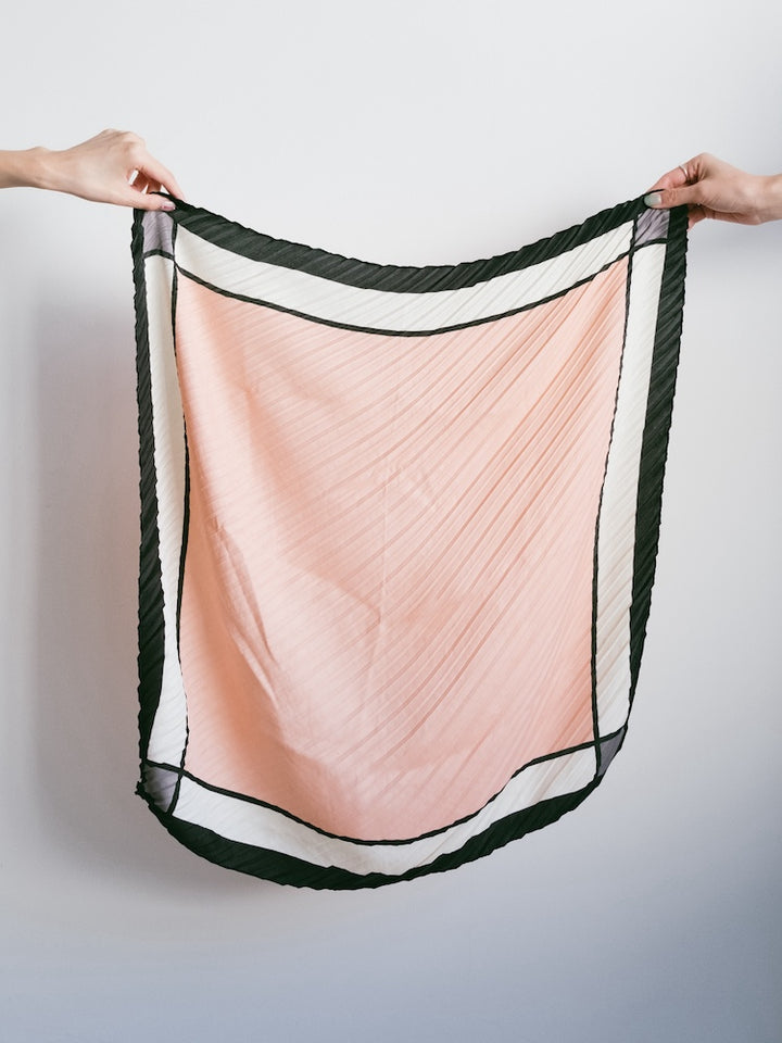 Vintage Scarf / Salmon Pleats
