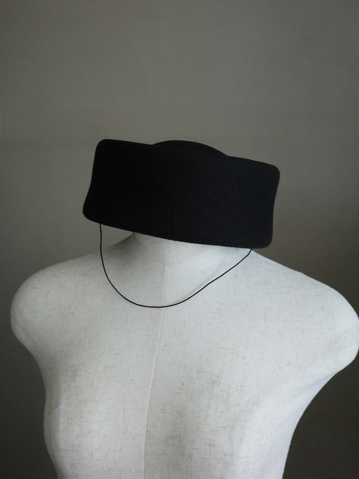 【9月26日(土) 12:00販売開始】Quiet Pillbox Hat