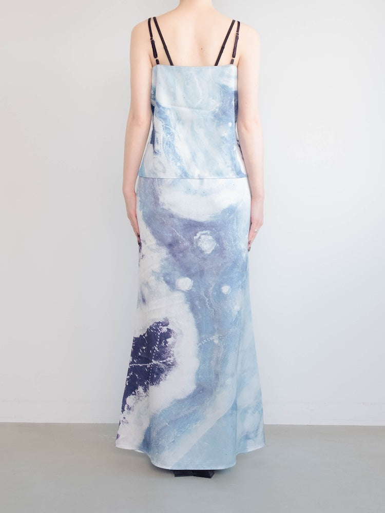 モデル身長：162cm / カラー：Blue