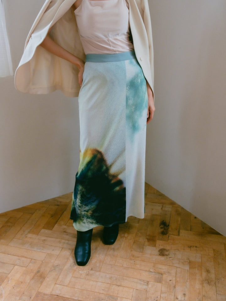 モデル身長：172cm / カラー：03 Wildflower / 着用サイズ：Mサイズ