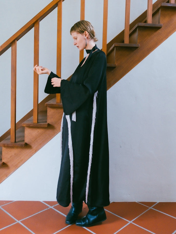 モデル身長：172cm / カラー：Black