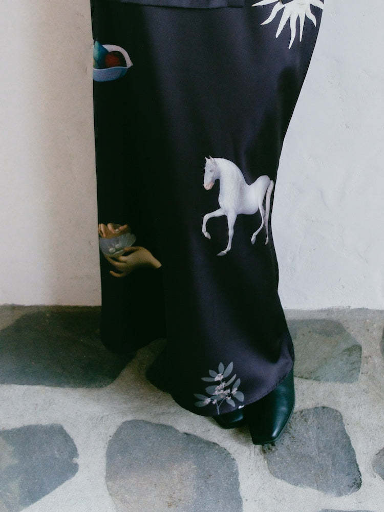 モデル身長：172cm / カラー：Night