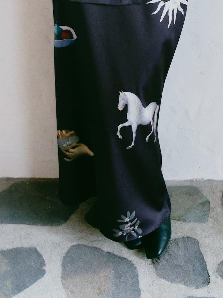 モデル身長：172cm / カラー：Night