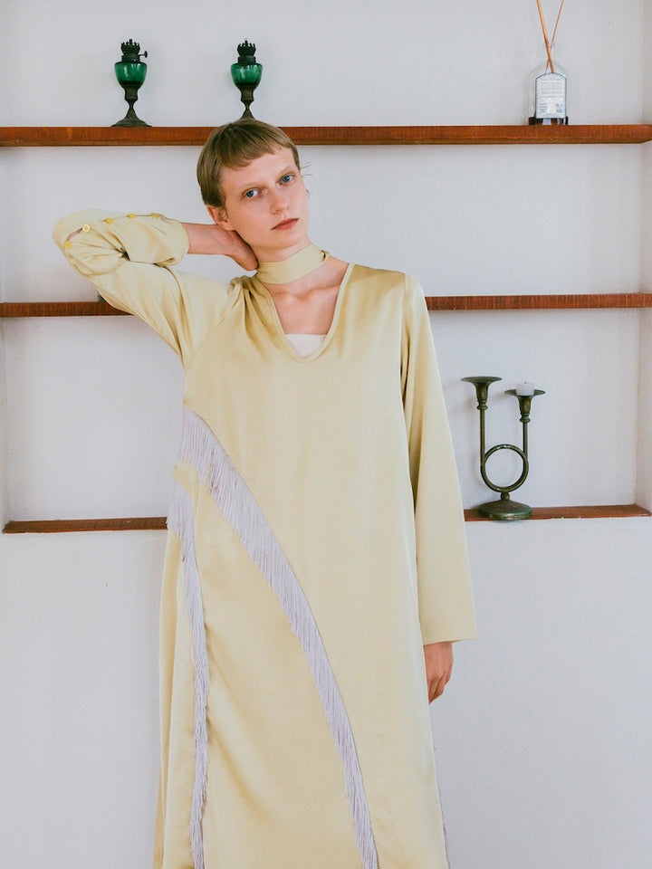 モデル身長：172cm / カラー：LightYellow