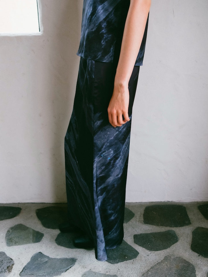 モデル身長：172cm / カラー：DarkNavy / 着用サイズ：Mサイズ