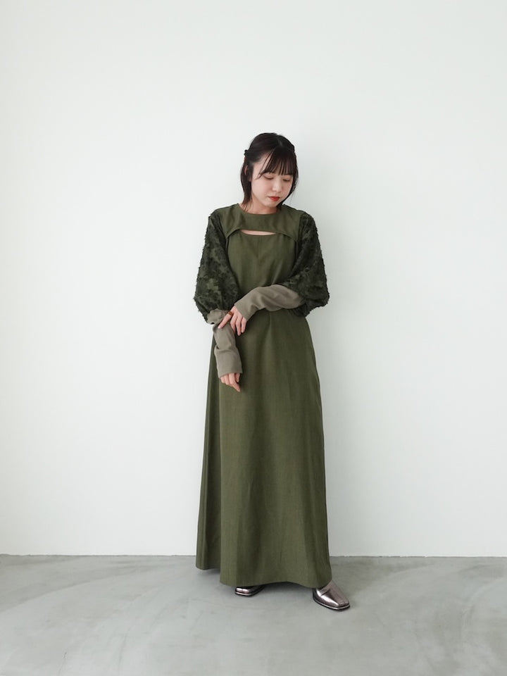 モデル身長：154cm / カラー：Khaki