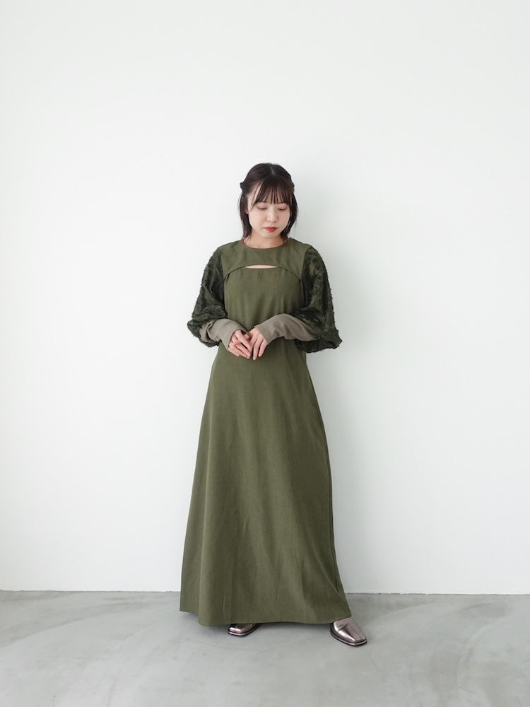 モデル身長：154cm / カラー：Khaki