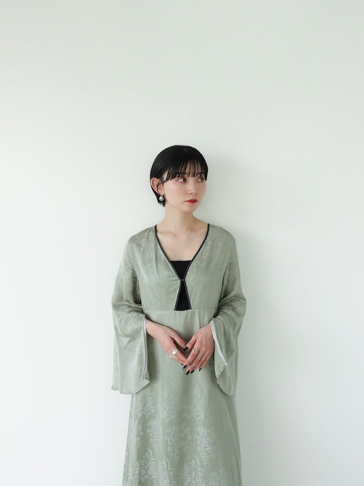 モデル身長：162cm / カラー：PaleGreen