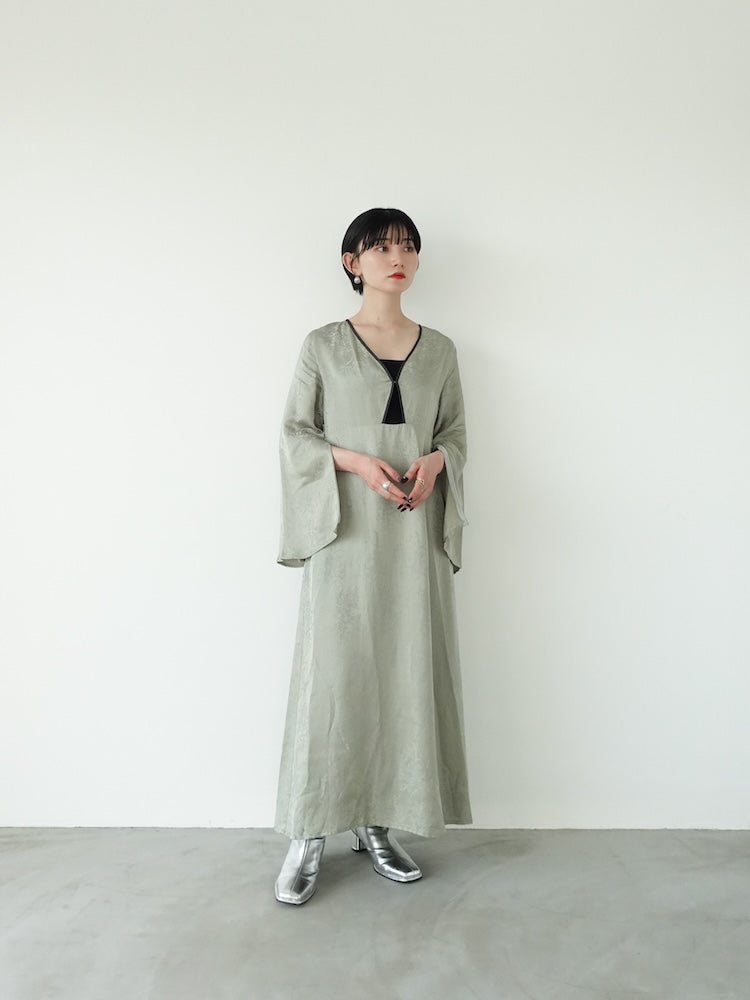 Curve Piping Flower Dress|パイピング花柄ドレス – MARTE Curve Piping Flower Dress|パイピング花柄ドレス – MARTE