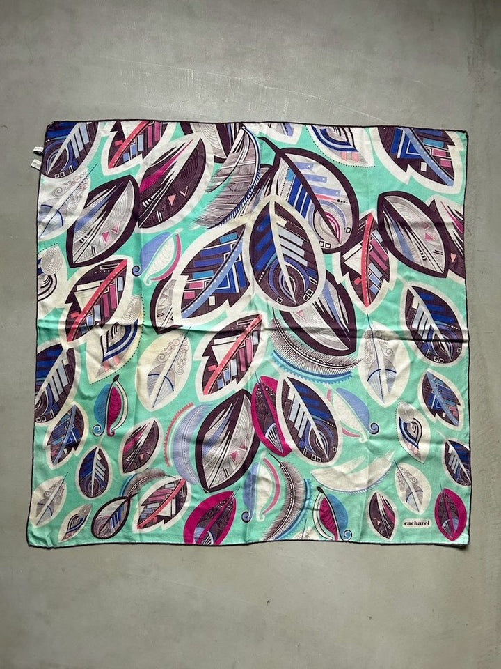 Vintage Scarf / Leaf Mint