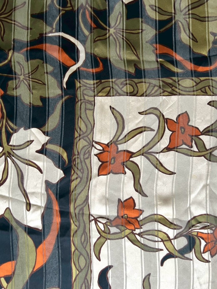 Vintage Scarf / Lily Stripe