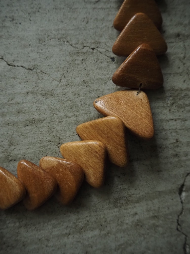 Triangle Connected Necklace