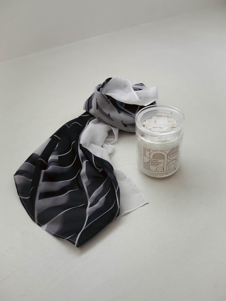 カラー：Scarf (Gray) × Bathsalts (Inner Cleanse)
